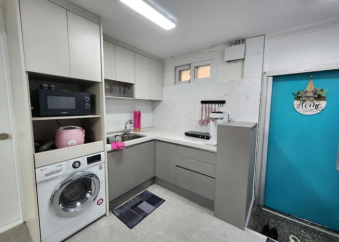 Laonhajae Apartment